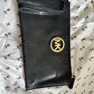 Michael Kors Black Zip Wrislet